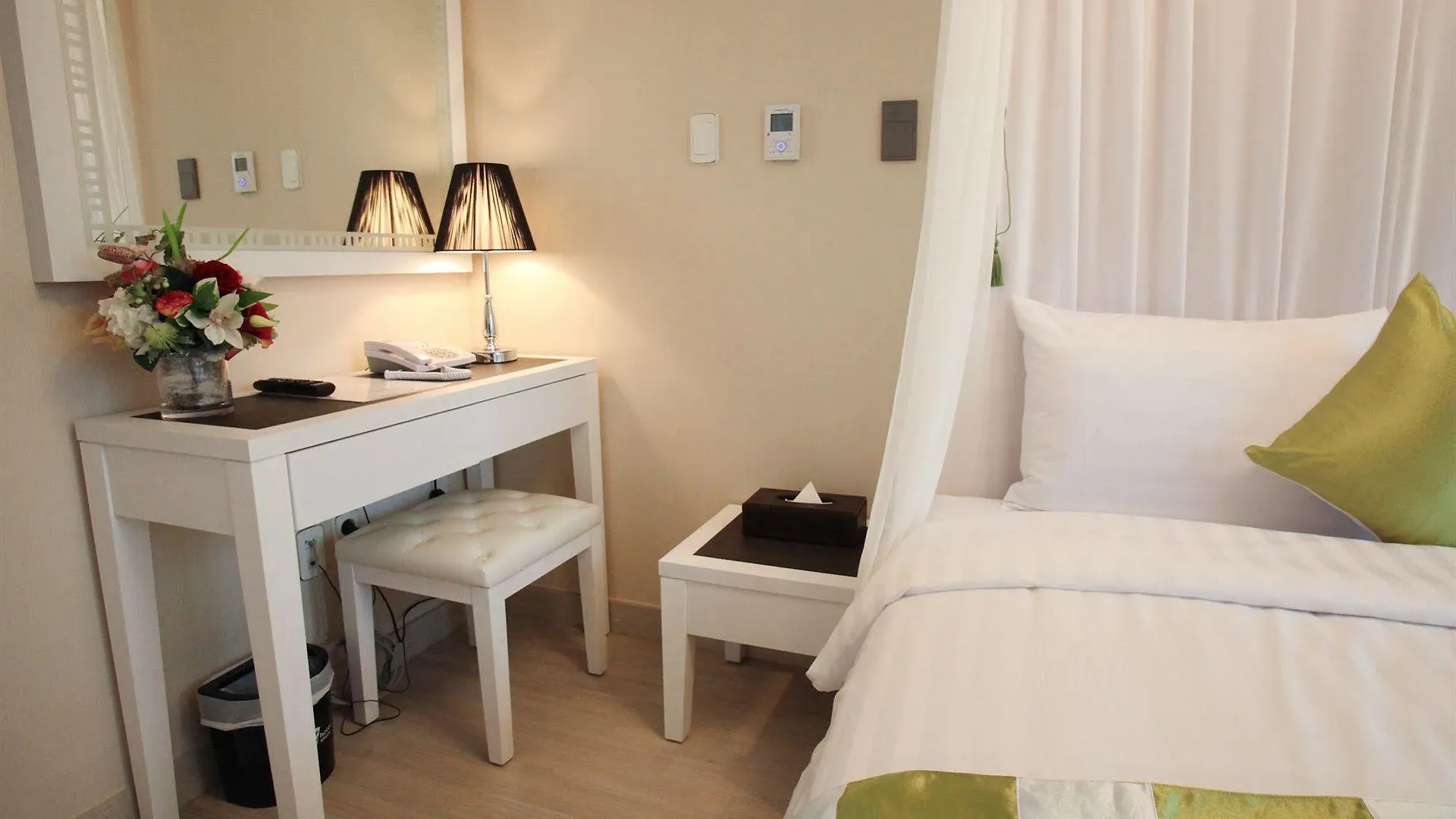Coop City Hotel Oryu Station Seoul 3*,  South Korea