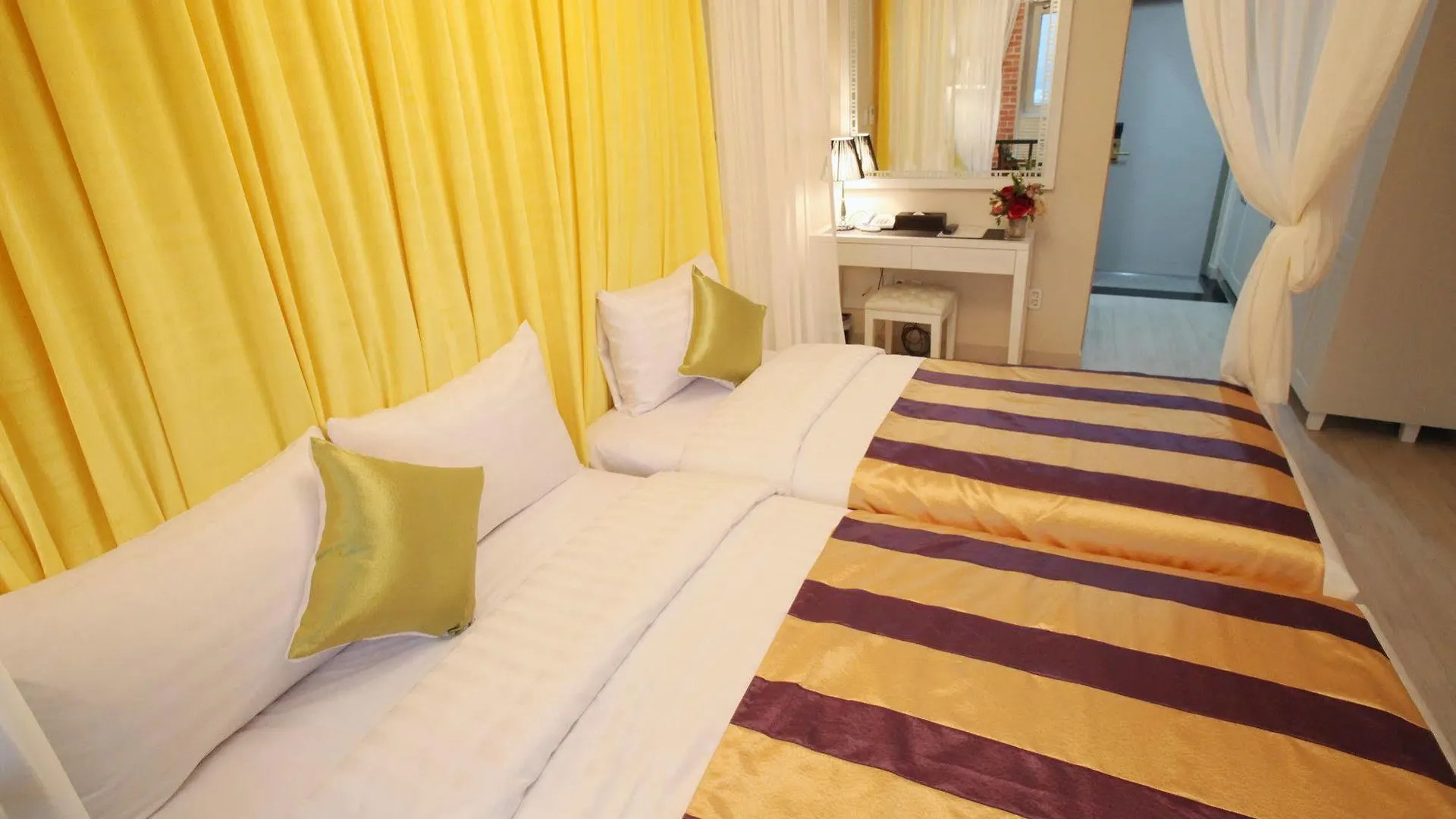 ***  Coop City Hotel Oryu Station Seoul South Korea